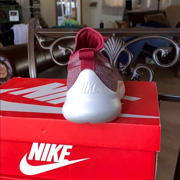 NIKE APTARE SE - Picture 3 of 5